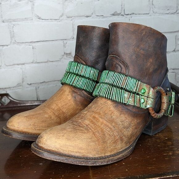 🥳 HOST PICK!! 🥳🥳🥳🥳 SUPER RARE FREEBIRD EVE W/ BELTS! - Picture 1 of 14